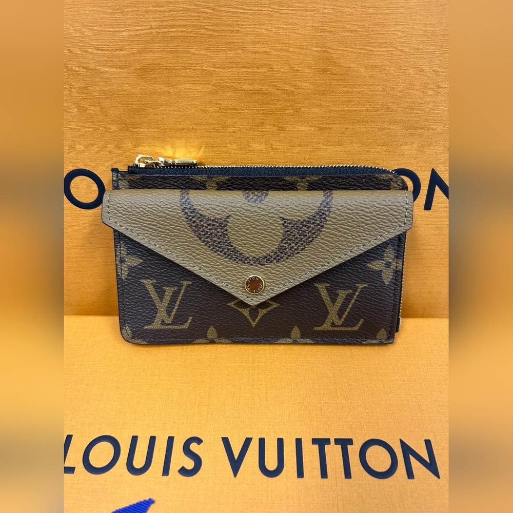 LV Card Holder Recto Verso - Picture 4 of 10